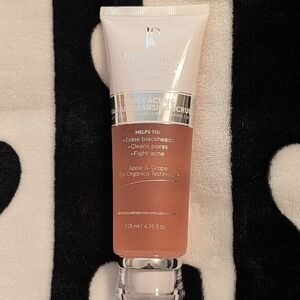 Triple Acting Facial Cleansing Scrub Powered by Bio Organica Collagen By Predire